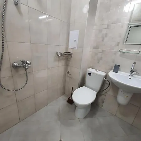 Neptun-yellow Apartamento